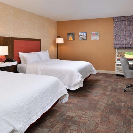 Hampton Inn Вайтвілл Екстер'єр фото