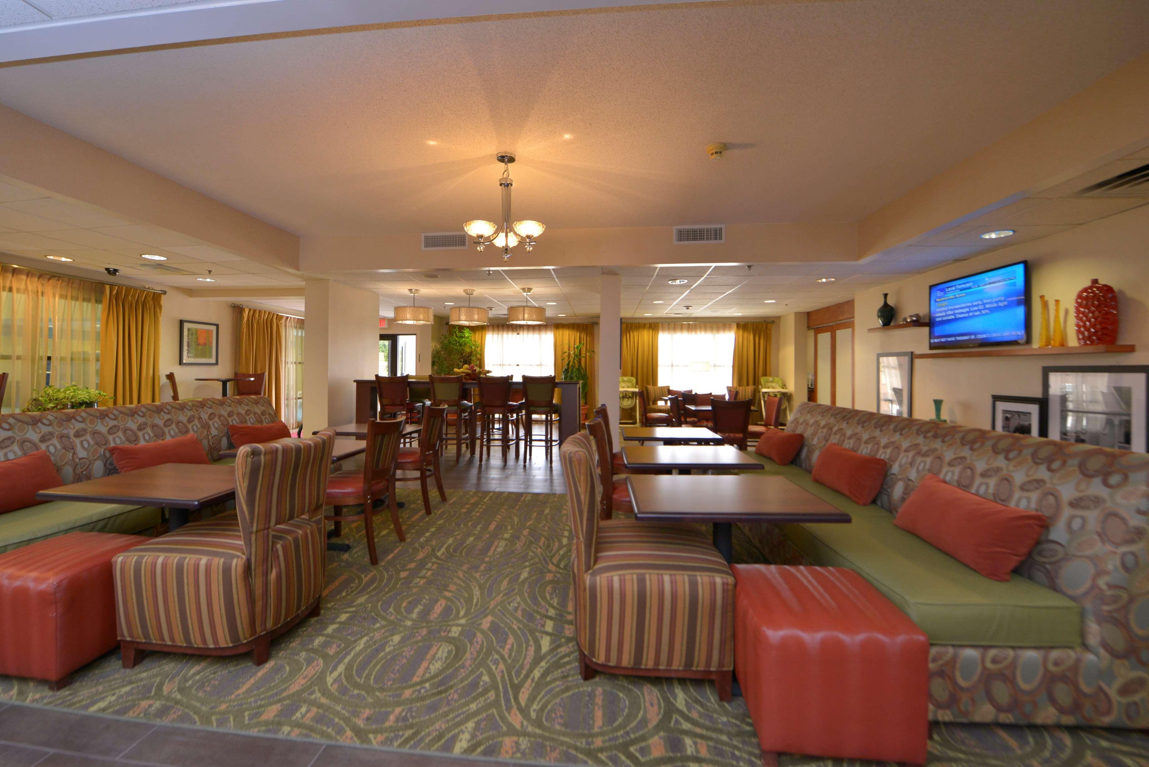 Hampton Inn Вайтвілл Екстер'єр фото